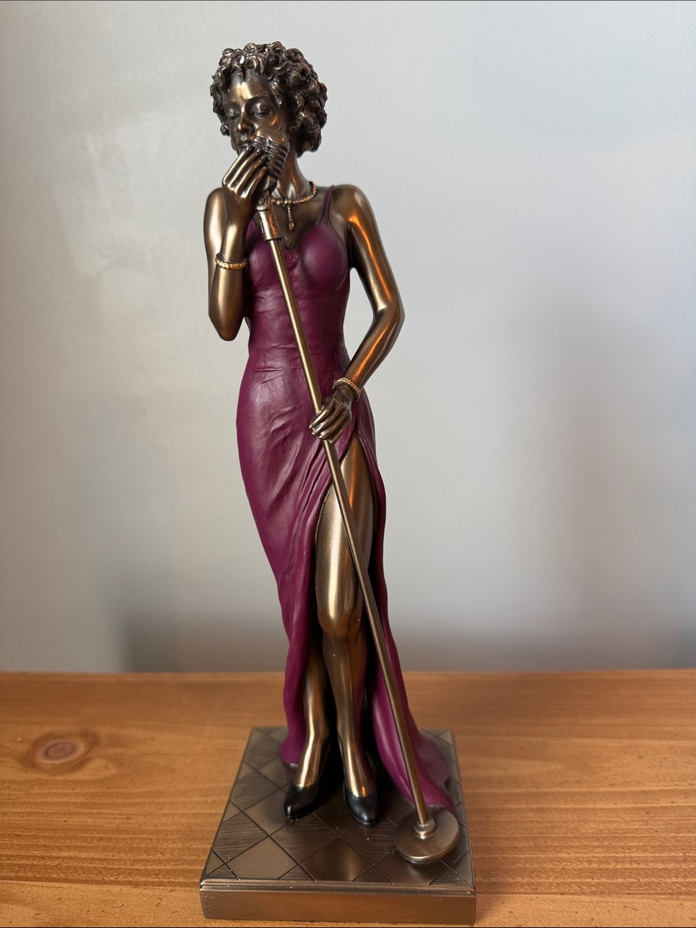 Elegant Bronze-tone Jazz Singer Figurine